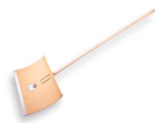 Afbeeldingen van Sneeuwschuiver multiplex 50CM met steel 130CM